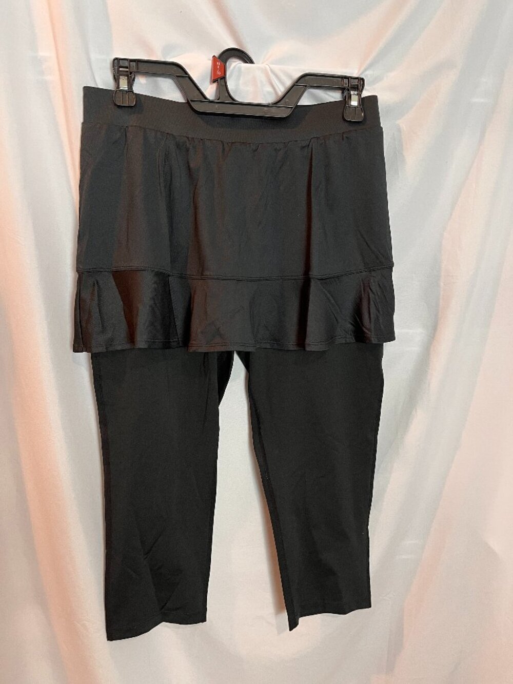 Women's Black Tail Skort w/leggiings Size S